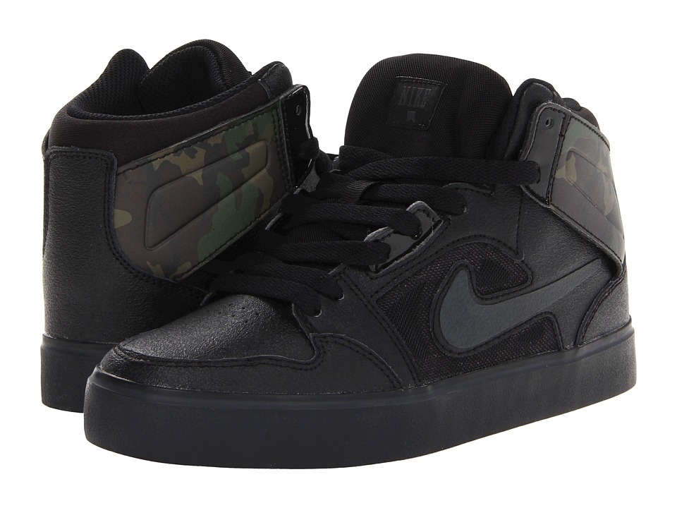 Nike Kids Ruckus 2 Boys Shoes (Black)