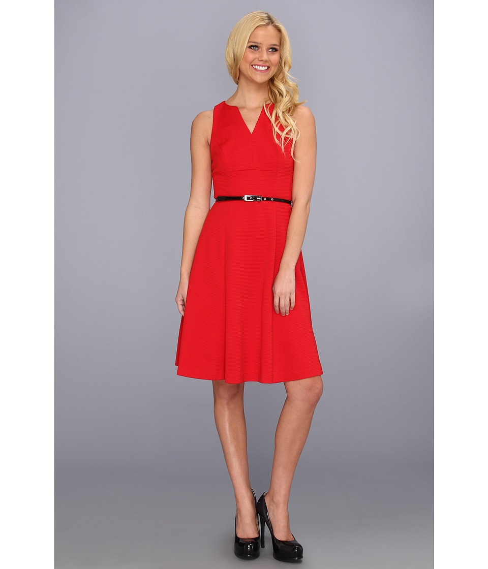 Muse V Neck Ribbed Knit Flare Dress Womens Dress (Red)