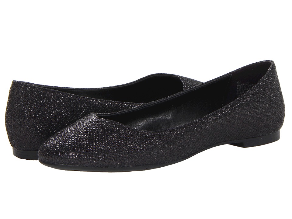 Nine West Razzie Womens Flat Shoes (Black)