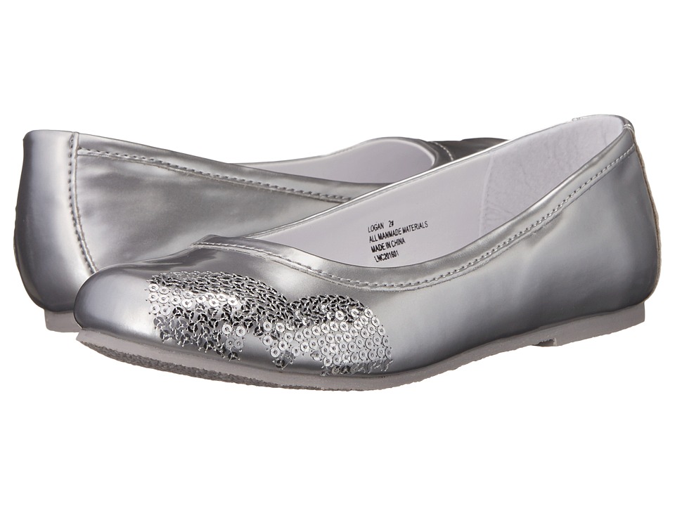 W6YZ Logan (Little Kid/Big Kid) (Silver) Girls Shoes