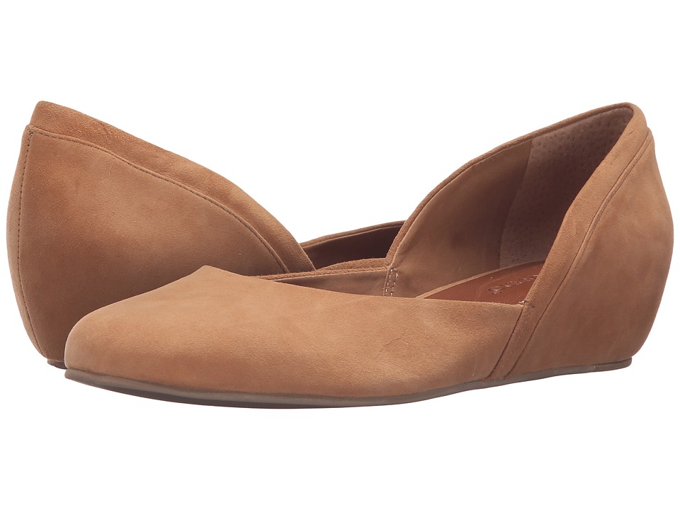 Bernardo Nakita (Camel Suede) Women