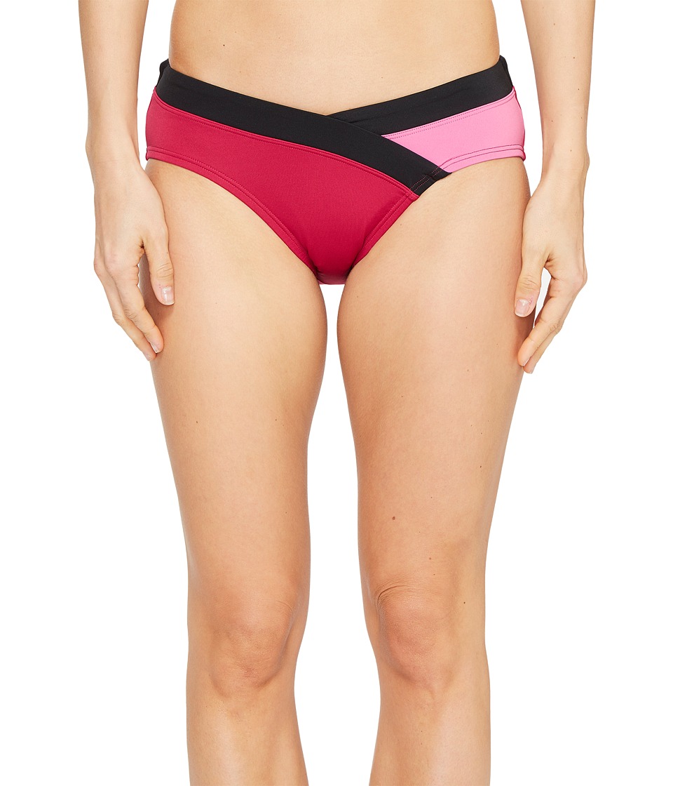Nike Color Surge Brief (Sport Fuchsia) Women
