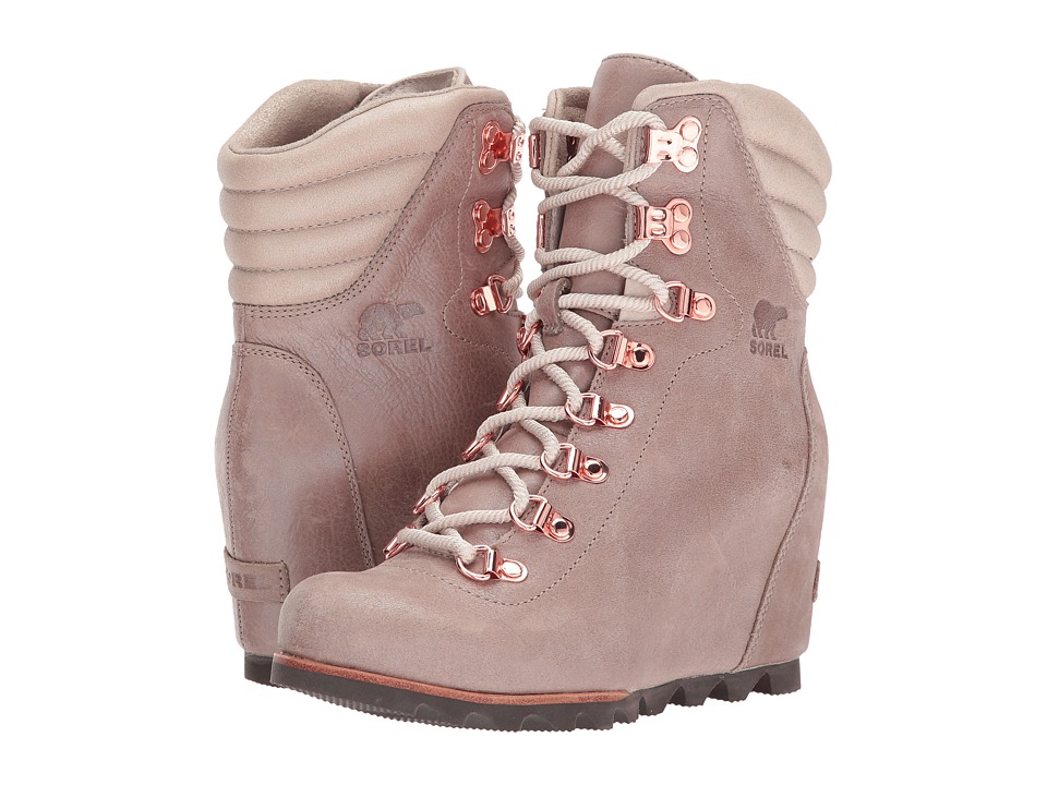 SOREL Conquest Wedge Holiday (Beach/Fawn) Women