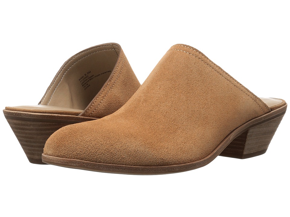 G.H. Bass & Co. Nikki (Camel Suede) Women