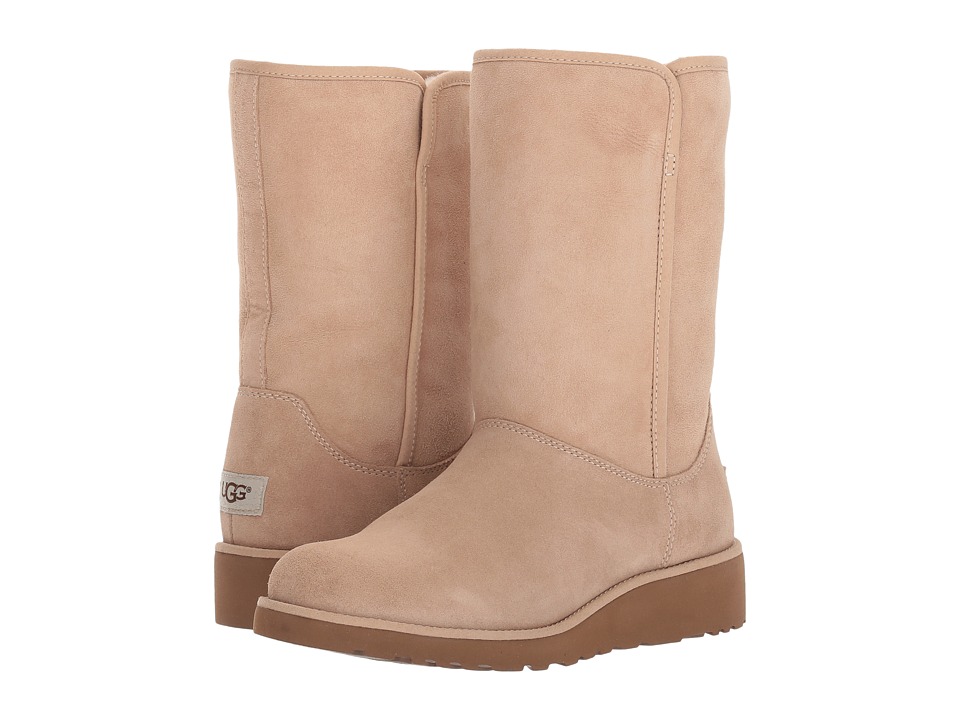 UGG Amie (Driftwood) Women