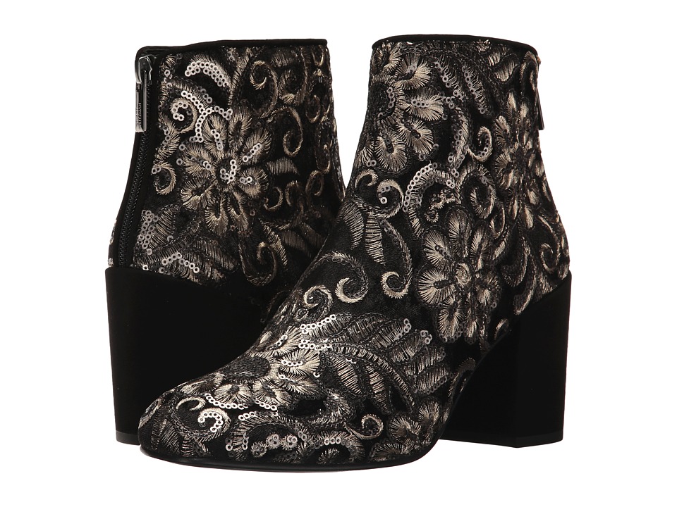 Stuart Weitzman Pipebacari (Black Radiant Velvet) Women