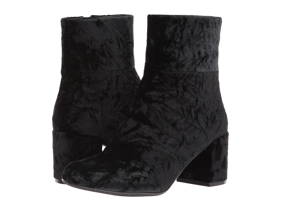 Vaneli Zeda (Black Troppy Velvet) Women