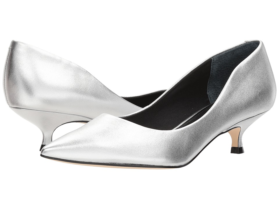 Marc Fisher LTD Xanthe (Silver Leather) Women